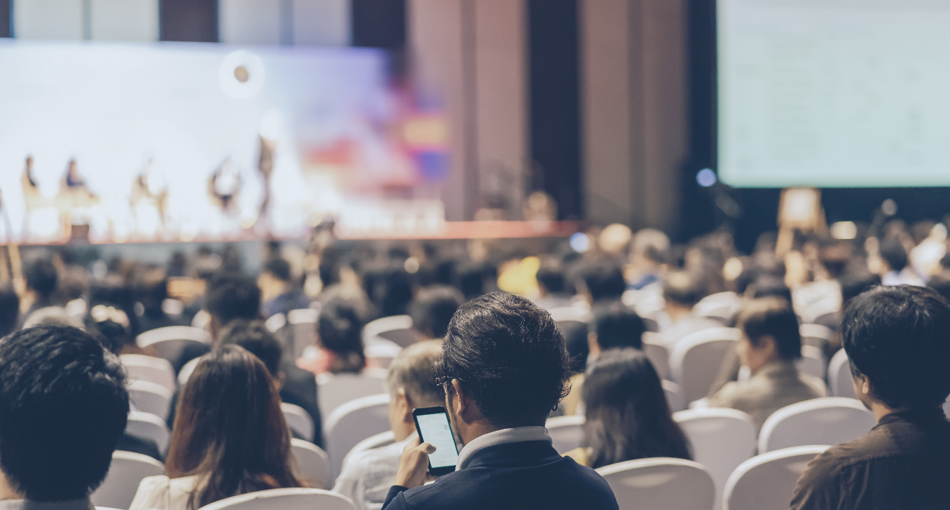 ยกระดับมาตรฐานการประชาสัมพันธ์